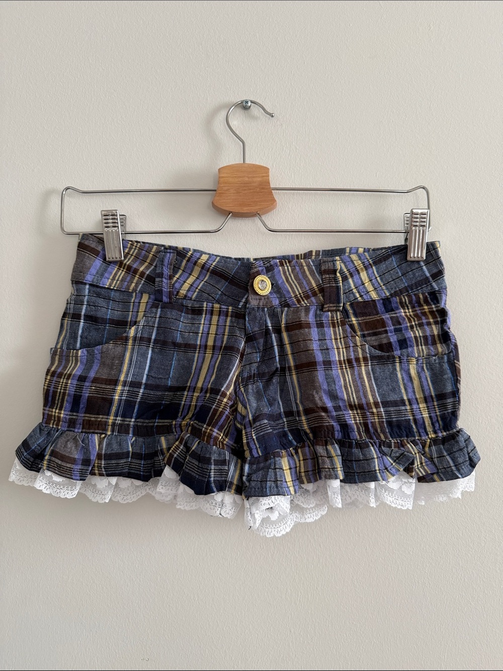 Plaid Ruffle-Lace Skort Shorts in Blue Multi